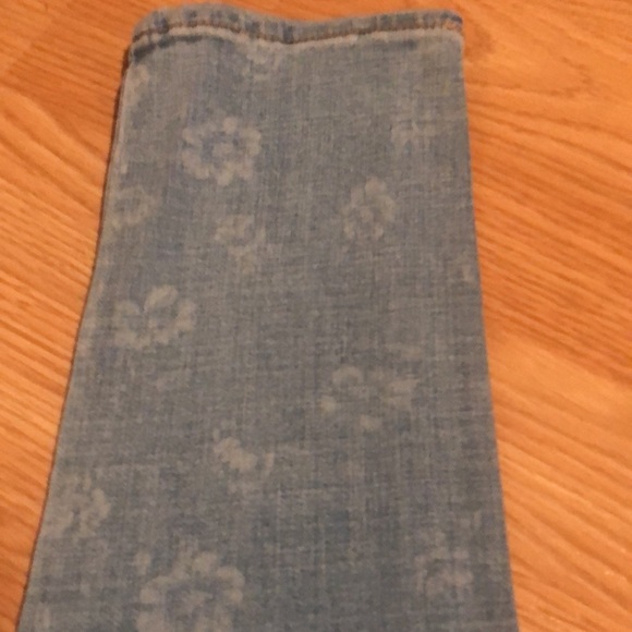 Levi’s 311 Faded Floral Print Shaping Skinny Size 26/30 NWT - Picture 5 of 6